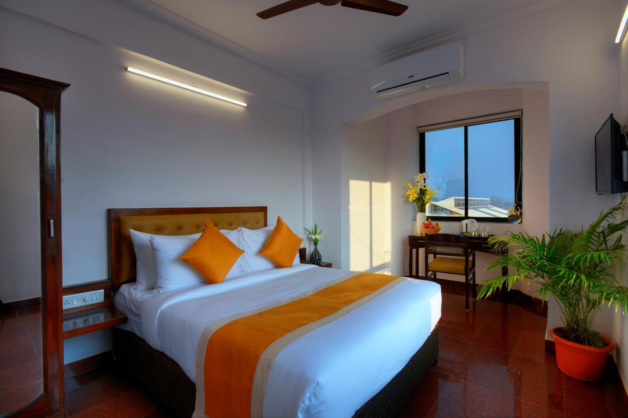 Treehouse Neptune Inn Panaji Exterior photo