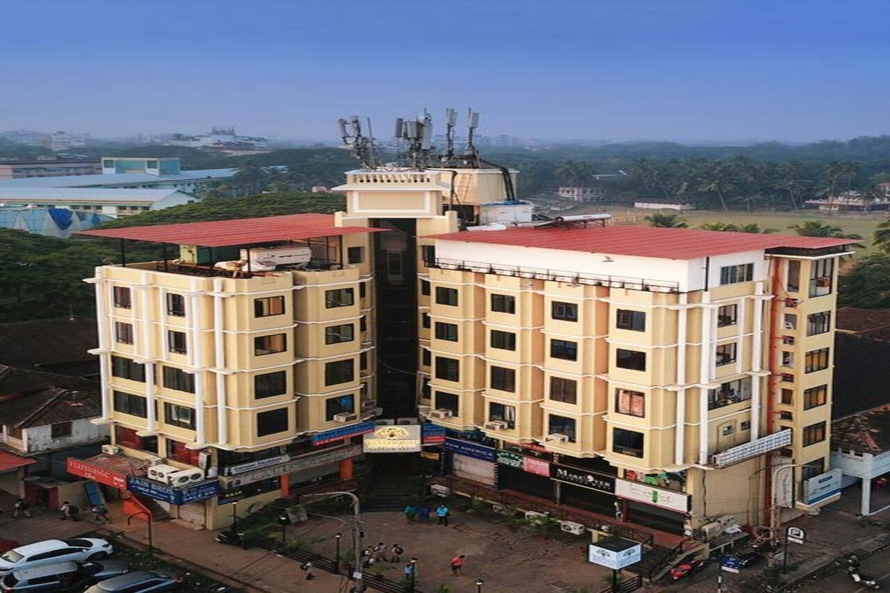 Treehouse Neptune Inn Panaji Exterior photo